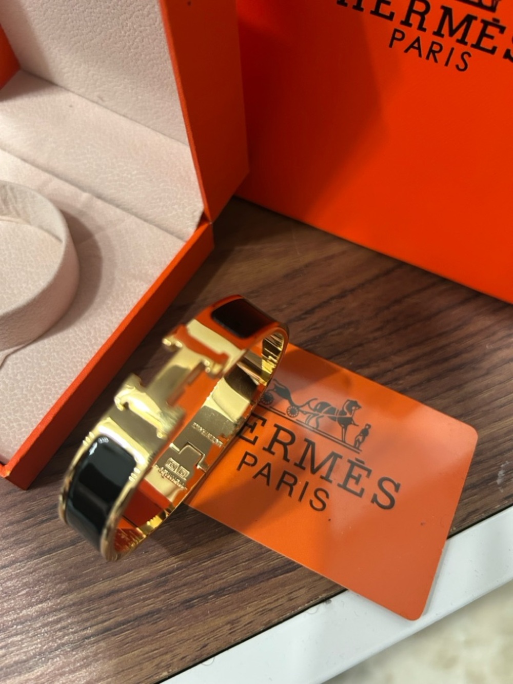 Hermes Black And Gold Clic H Bracelet - Picture 4 of 4